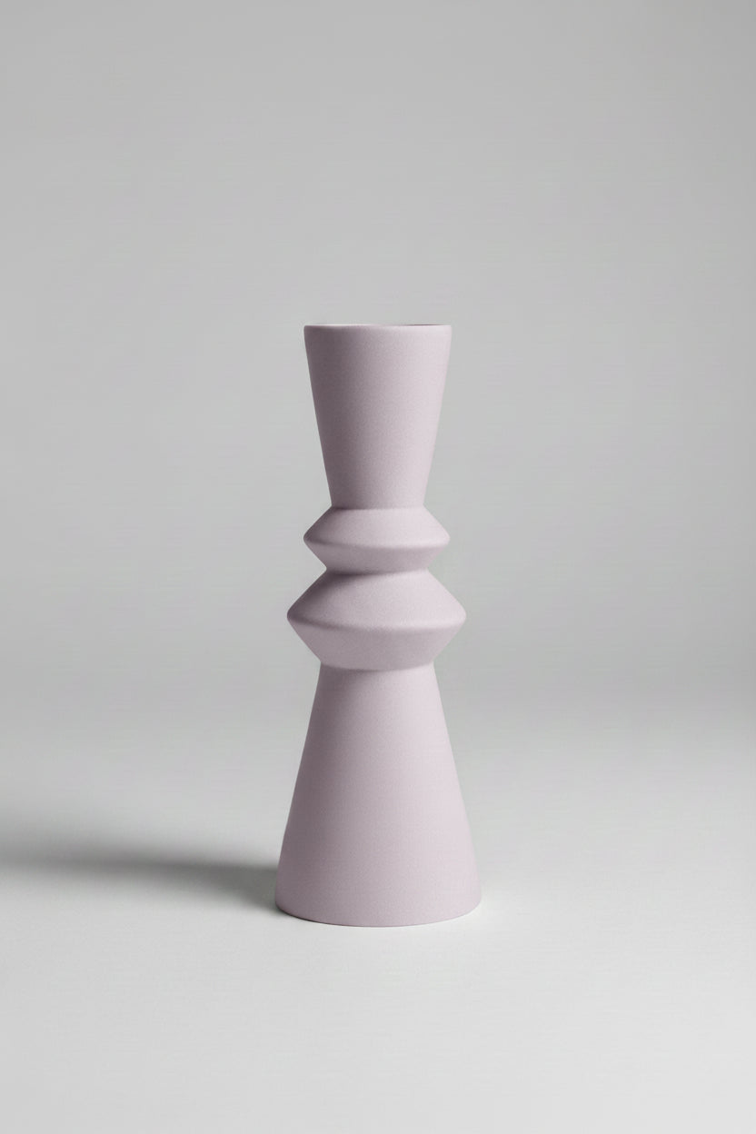 Bougeoir sculptural en céramique lilas