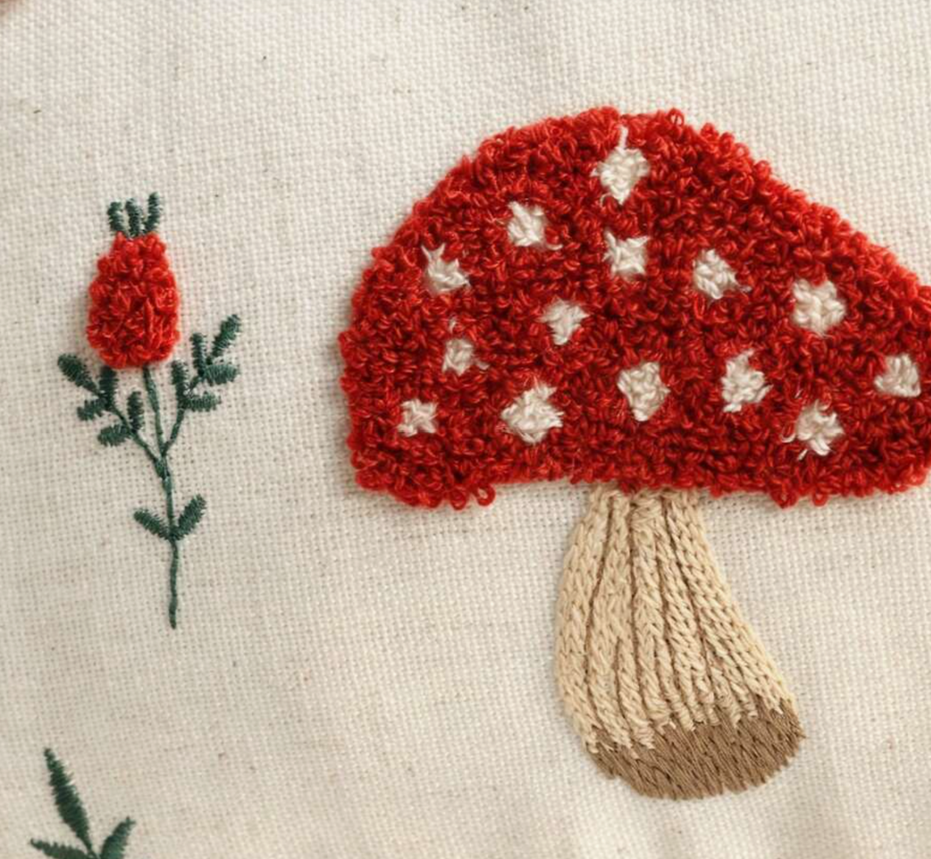 Housse de coussin brodée d'automne – 45 × 45 cm