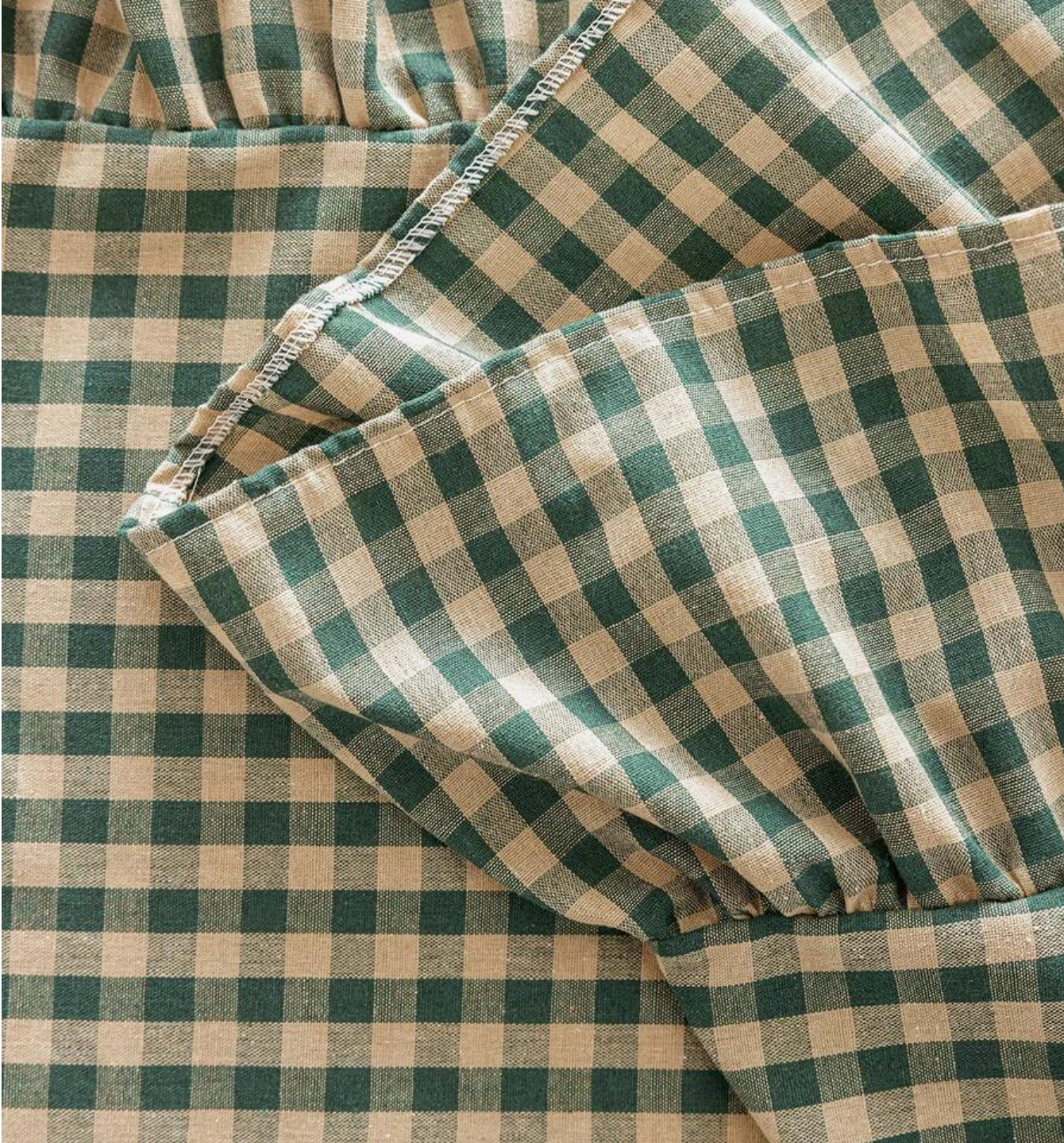 Nappe à volants vichy vert – 140 × 300 cm