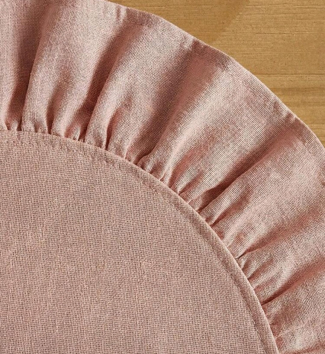Set de table volanté - Élégance minimaliste